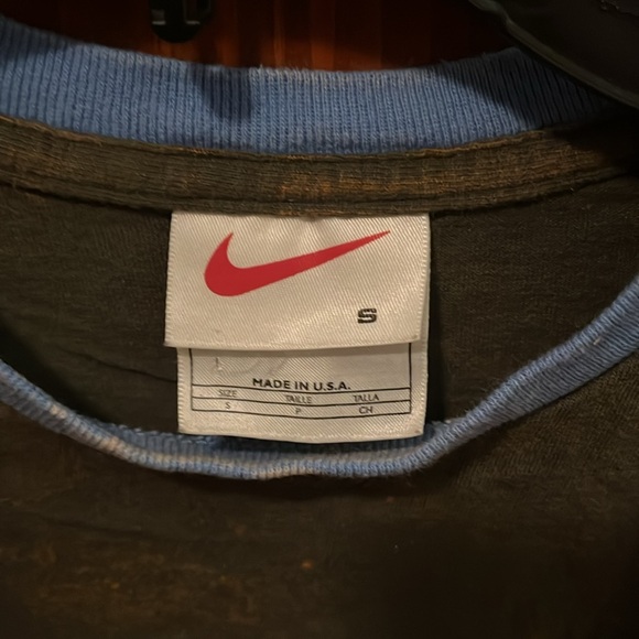 Nike Short Sleeve T-shirt Size Small made in the USA used condition - Picture 2 of 4